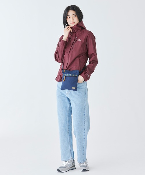 L.L.Bean(エルエルビーン)の「マウンテン・クラシック・クロスボディ・バッグ(ショルダーバッグ・レディース・ブルー系/オレンジ系/ブラック/ブルーグリーン・ONE SIZE)」の13枚目の写真