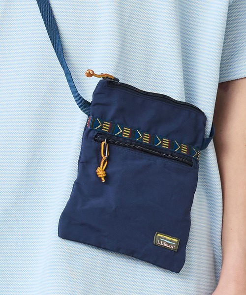 L.L.Bean(エルエルビーン)の「マウンテン・クラシック・クロスボディ・バッグ(ショルダーバッグ・レディース・ブルー系/オレンジ系/ブラック/ブルーグリーン・ONE SIZE)」の21枚目の写真