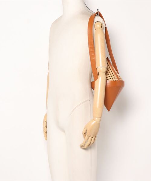 LUDLOW（ラドロー）の「【LUDLOW/ラドロー】 acorn（ショルダーバッグ・レディース・キャメル・FREE）」の5枚目の写真