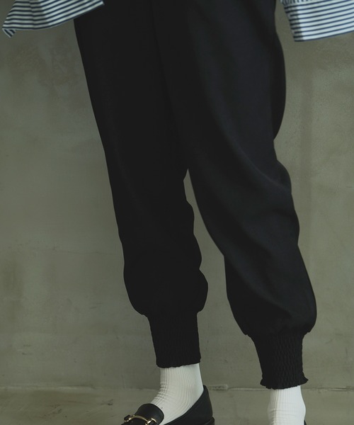 HANNE（アン）の「ウエストタックジョグパンツ（その他パンツ・レディース・ブラック/ブラウン・フリー）」の3枚目の写真