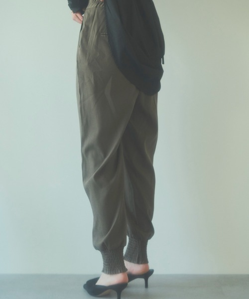 HANNE（アン）の「ウエストタックジョグパンツ（その他パンツ・レディース・ブラック/ブラウン・フリー）」の13枚目の写真