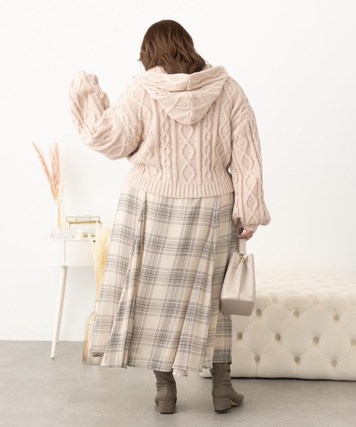 SLURR（スラ―）の「[大きいサイズ]フードケーブルZIPブルゾン（ブルゾン・レディース・ベージュ/アイボリー/モカ・L）」の6枚目の写真