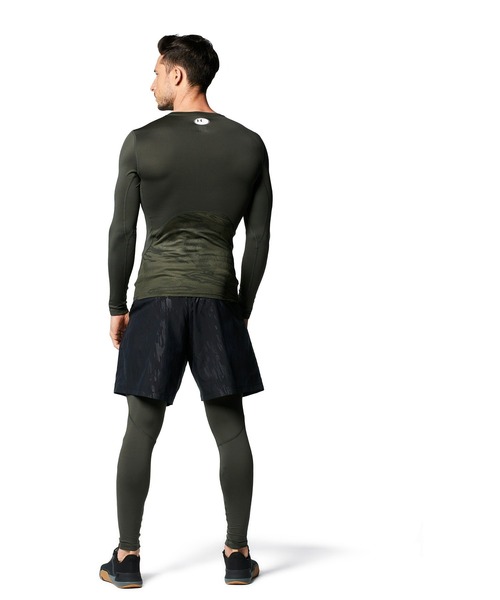 UNDER ARMOUR(アンダーアーマー)の「UAコールドギアアーマー クルー ノベルティ シャツ(トレーニング/メンズ)(Tシャツ/カットソー・メンズ・グレー/ブラック/ダークグリーン/ネイビー・M/XXL/L/3XL/XL/S)」の21枚目の写真