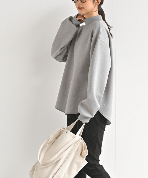rps(アールピーエス)の「モックネックラウンドプルオーバー(スウェット・レディース・アイボリー/グレー/ブラック・フリー)」の13枚目の写真