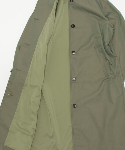 Thomas magpie（トーマスマグパイ）の「【THOMAS MAGPIE】センターテープトレンチ（トレンチコート・レディース・グリーン系その他・FREE）」の2枚目の写真