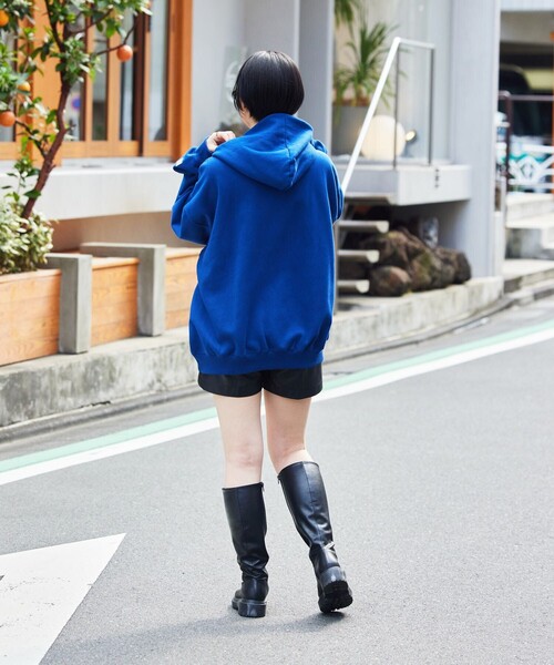 Paragraph（パラグラフ）の「【PARAGRAPH/パラグラフ】 スクエアワンポイントフーディー/NO.006/ワンポイントロゴ/スウェットパーカー/ユニセックス/フリーサイズ（パーカー・メンズ・ブラック/チャコールグレー/ライトグレー/ネイビー・ﾌﾘ-）」の19枚目の写真