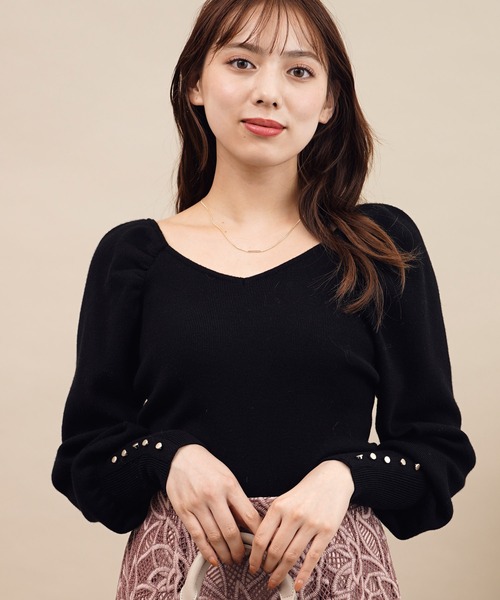 NOELA（ノエラ）の「ボリュームスリーブニット（ニット/セーター・レディース・オフホワイト/ボルドー/ベージュ/ブラック・フリー）」の3枚目の写真