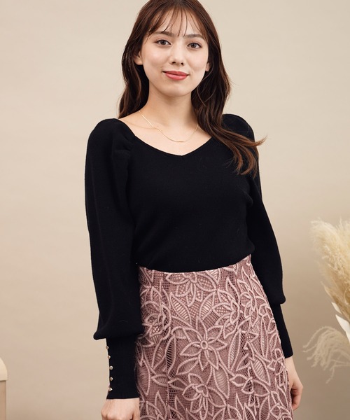 NOELA（ノエラ）の「ボリュームスリーブニット（ニット/セーター・レディース・オフホワイト/ボルドー/ベージュ/ブラック・フリー）」の6枚目の写真