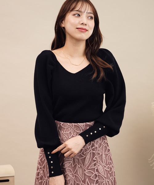 NOELA（ノエラ）の「ボリュームスリーブニット（ニット/セーター・レディース・オフホワイト/ボルドー/ベージュ/ブラック・フリー）」の7枚目の写真