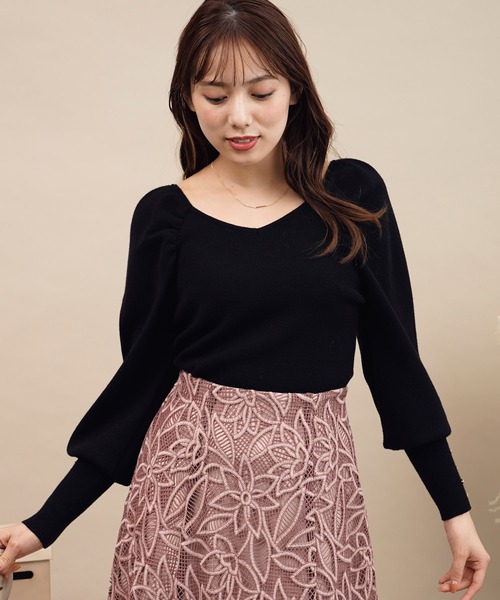 NOELA（ノエラ）の「ボリュームスリーブニット（ニット/セーター・レディース・オフホワイト/ボルドー/ベージュ/ブラック・フリー）」の8枚目の写真