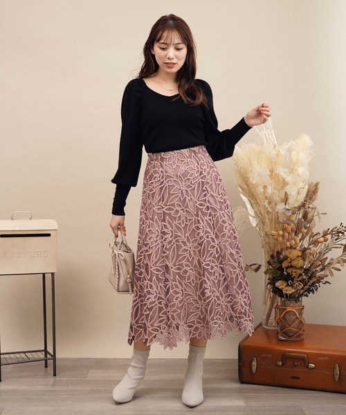 NOELA（ノエラ）の「ボリュームスリーブニット（ニット/セーター・レディース・オフホワイト/ボルドー/ベージュ/ブラック・フリー）」の10枚目の写真