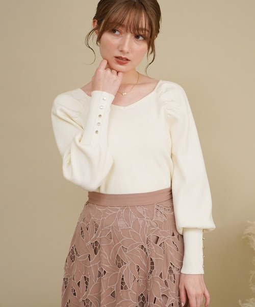 NOELA（ノエラ）の「ボリュームスリーブニット（ニット/セーター・レディース・オフホワイト/ボルドー/ベージュ/ブラック・フリー）」の12枚目の写真