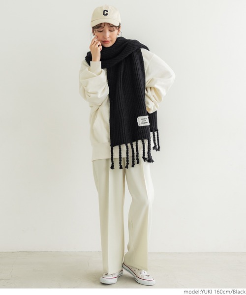 coca(coca)(コカ)の「もこもこタッセルマフラー(マフラー・レディース・ホワイト/ブラウン/ブラック・ONE SIZE)」の9枚目の写真