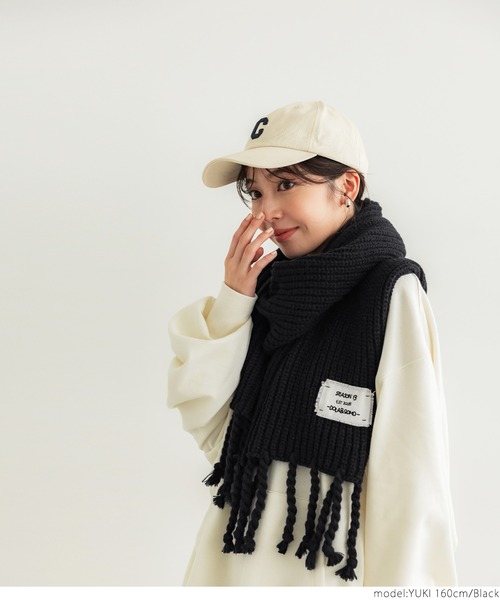 coca(coca)(コカ)の「もこもこタッセルマフラー(マフラー・レディース・ホワイト/ブラウン/ブラック・ONE SIZE)」の12枚目の写真