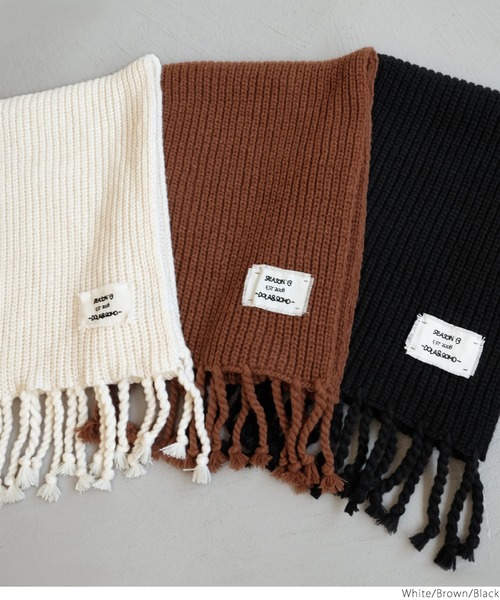 coca(coca)(コカ)の「もこもこタッセルマフラー(マフラー・レディース・ホワイト/ブラウン/ブラック・ONE SIZE)」の4枚目の写真