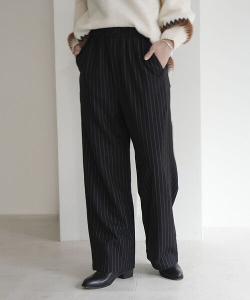 fredy emue(フレディエミュ)の「ストライプイージーセミワイドパンツ(その他パンツ・レディース・ブラック系その他/グレー系その他・38/36)」の2枚目の写真