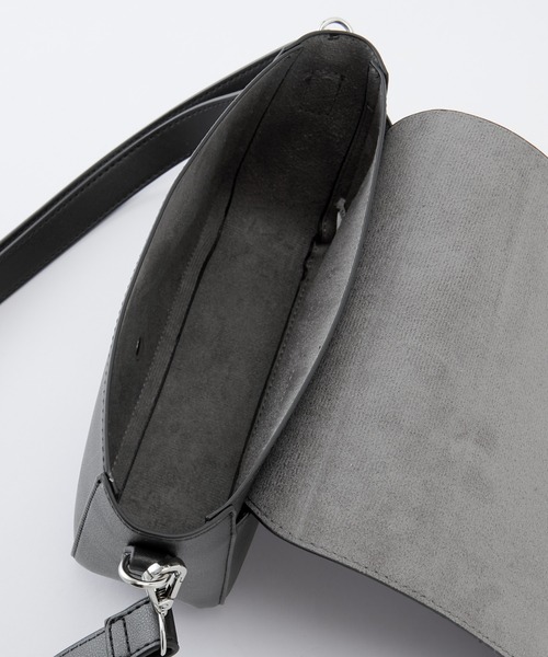 BONLECILL（ボンルシール）の「フラップスクエアミニショルダーバッグ/ ハンドバッグ（ショルダーバッグ・レディース・ブラック/オフホワイト/ライトグリーン/オレンジ・FREE）」の9枚目の写真