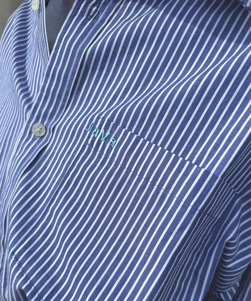 Java（ジャバ）の「《JaVaジャバ コラボ》1枚でマルチウェイ。コットン100％胸刺繍ストライプBIGシルエットシャツ（シャツ/ブラウス・メンズ・ブルー/ブラック系その他/ホワイト・X-LARGE/MEDIUM/SMALL/LARGE）」の5枚目の写真