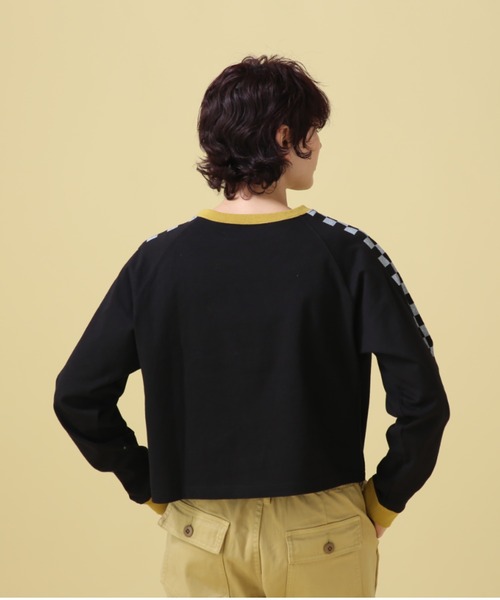 AVIREX（アヴィレックス）の「BI-COLOR LOGO GRAPHIC TOPS/ バイカラーロゴグラフィックトップス（Tシャツ/カットソー・レディース・ブラック/オフホワイト・FREE）」の5枚目の写真