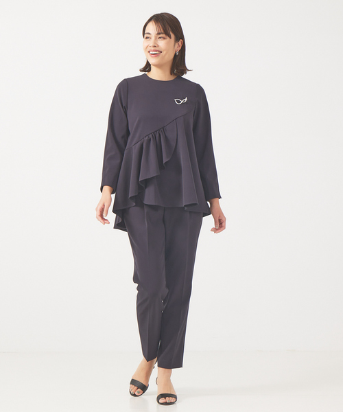 qualite(カリテ)の「【WEB限定】ラインモチーフブローチ(ブローチ/コサージュ・レディース・シルバー・フリー)」の2枚目の写真