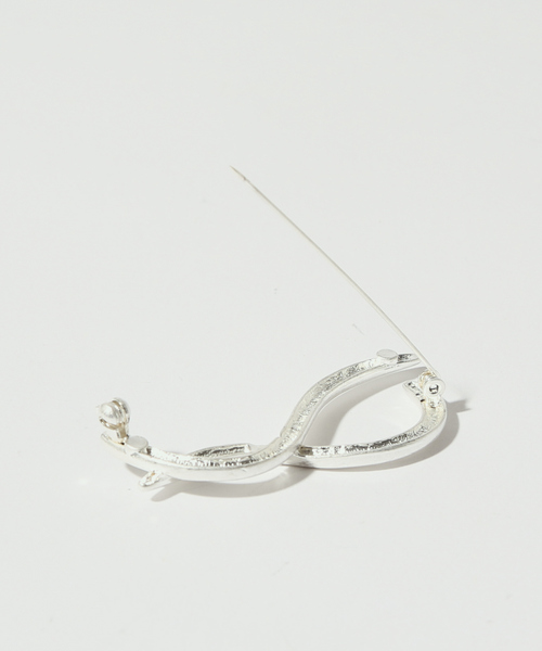 qualite(カリテ)の「【WEB限定】ラインモチーフブローチ(ブローチ/コサージュ・レディース・シルバー・フリー)」の7枚目の写真