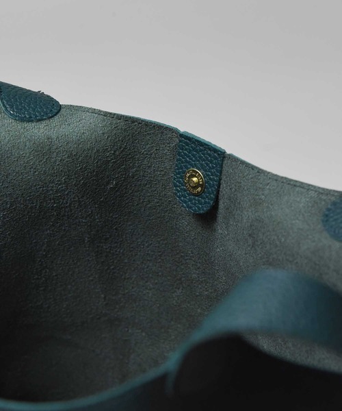 folka(フォルカ)の「3- PUレザー タッセルバッグ SMサイズ(ハンドバッグ・レディース・ライトグレー/グレー/ベージュ/ブラック/ブラウン/ホワイト/グリーン/ピンク/ワインレッド/ライトブルー/ブルー・ONE SIZE)」の22枚目の写真