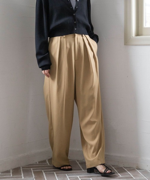 LOWRYS FARM（ローリーズファーム）の「ダブルタックワイドパンツ　188292（その他パンツ・レディース・ベージュ/ピンク/グリーン・FREE）」の2枚目の写真