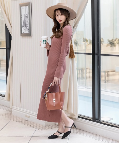 Julia Boutique(ジュリアブティック)の「Vカットデザインヒールミュール/23089(サンダル・レディース・ブラック/アイボリー・36/37/38/39)」の12枚目の写真
