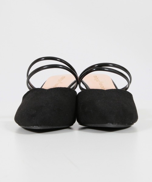 Julia Boutique(ジュリアブティック)の「Vカットデザインヒールミュール/23089(サンダル・レディース・ブラック/アイボリー・36/37/38/39)」の18枚目の写真