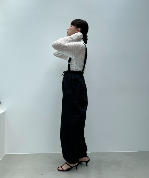 y/m by misato(イムバイミサト)の「シャーリングシアーハイネックトップス(Tシャツ/カットソー・レディース・ブラック/オフホワイト・FREE)」の21枚目の写真