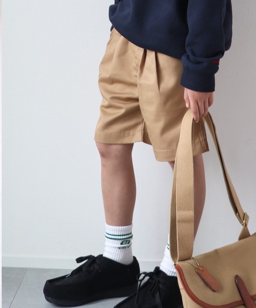 CIAOPANIC TYPY（チャオパニックティピー）の「【KIDS】2タックチノワイドショーツ（チノパンツ・キッズ・ベージュ/ブラック・S/M/L/XL/XXL）」の16枚目の写真