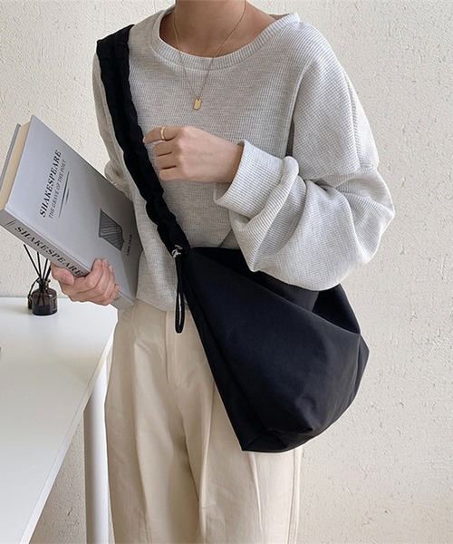 ずっと気になってた Chaco closet（チャコ クローゼット）の「ナイロン＆ポコポコ バッグ