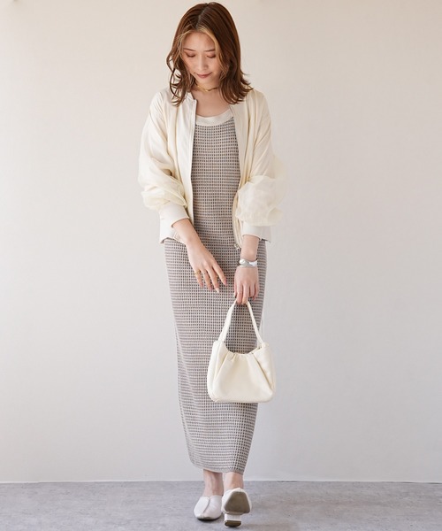 IAMUSE(アイアミューズ)の「ギンガムニット配色パイピングワンピース S0909【IAMUSE】(ワンピース・レディース・ブラック/モカ・FREE)」の19枚目の写真