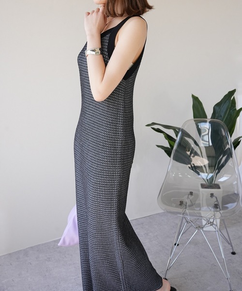 IAMUSE(アイアミューズ)の「ギンガムニット配色パイピングワンピース S0909【IAMUSE】(ワンピース・レディース・ブラック/モカ・FREE)」の11枚目の写真