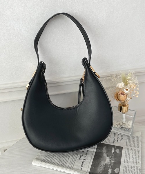 apres jour（アプレジュール）の「【apres jour×ARIAZ】ハーフムーンハンドバッグ（ハンドバッグ・レディース・ブラック/オフホワイト・FREE）」の4枚目の写真