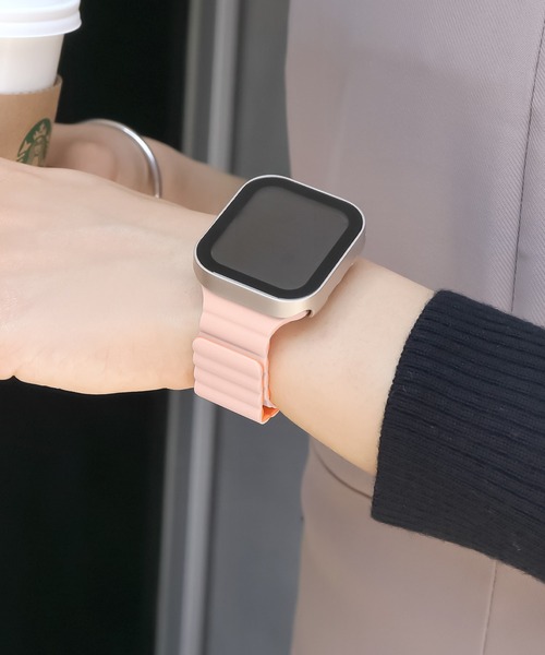 Urban Coral（アーバンコーラル）の「Apple Watch Band / アップルウォッチ バンド マグネットシリコンバンド  / Urban Coral（デジタル腕時計・レディース・ブラック系その他/ピンク/ブルー系その他3/オレンジ系その他3/ブラック/ライトグレー系/オレンジ系その他/オレンジ系その他2/オレンジ系その他4/ブルー系その他2/オレンジ系その他5/ホワイト×ブラック/ブラウン系その他/ブルー系その他/チョコ/ゴールド系その他・40mm）」の12枚目の写真