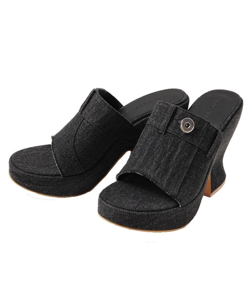 SPIRALGIRL(スパイラルガール)の「デニムチャンキーヒールサンダル(サンダル・レディース・ブラック/ブルー/ホワイト・MEDIUM/LARGE)」の19枚目の写真