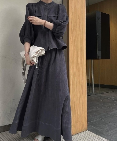 WILLFULLY（ウィルフリー）の「volume sleeve double gauze bi color stitch SH（シャツ/ブラウス・レディース・ブラック/アイボリー/ブルー系・FREE）」の14枚目の写真