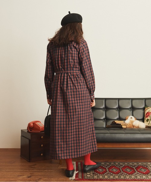 CHILD WOMAN（チャイルドウーマン）の「ギザタータンボタンダウンワンピース（シャツワンピース・レディース・ネイビー/イエロー・FREE）」の12枚目の写真