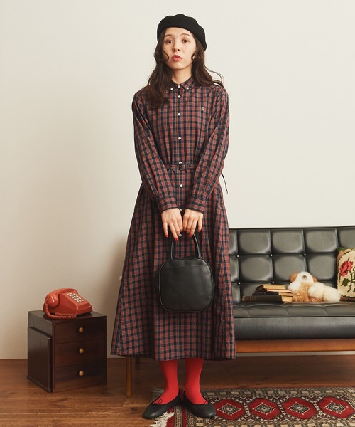 CHILD WOMAN（チャイルドウーマン）の「ギザタータンボタンダウンワンピース（シャツワンピース・レディース・ネイビー/イエロー・FREE）」の10枚目の写真