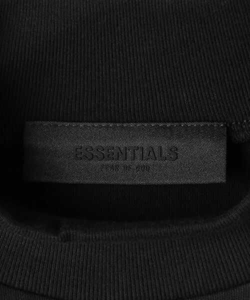 FOG ESSENTIALS(エフオージーエッセンシャルズ)の「<FEAR OF GOD ESSENTIALS> TEE CORE/Tシャツ(Tシャツ/カットソー・メンズ・ブラック・XS/L/S/M)」の8枚目の写真