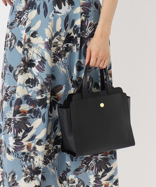 OPAQUE.CLIP（オペークドットクリップ）の「◆【2WAY】前後ポケット付きミドルトート（トートバッグ・レディース・ブラック/カーキ/オフホワイト・00）」の18枚目の写真