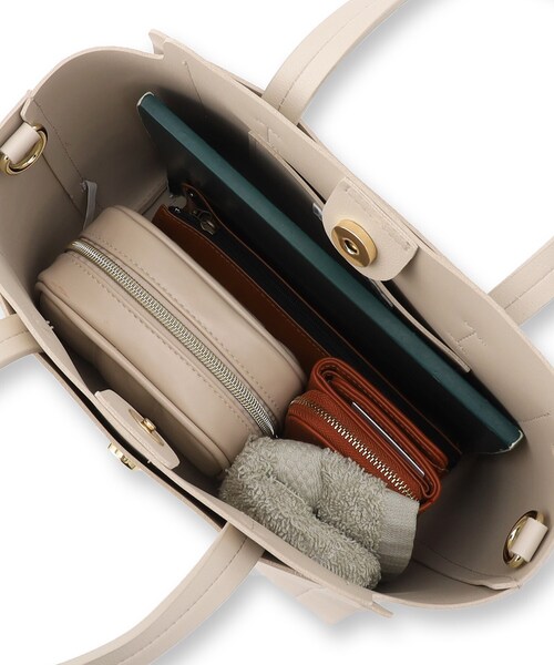 OPAQUE.CLIP（オペークドットクリップ）の「◆【2WAY】前後ポケット付きミドルトート（トートバッグ・レディース・ブラック/カーキ/オフホワイト・00）」の11枚目の写真