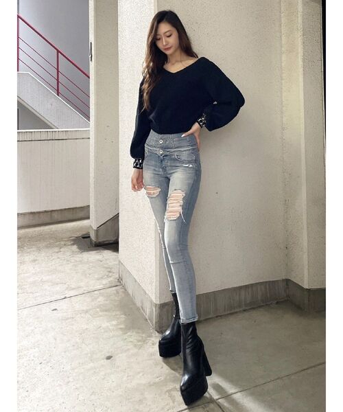 GYDA（ジェイダ）の「GYDA PATTERN CUFF Vネックニット TOPS（ニット/セーター・レディース・ブラック/オフホワイト・FREE）」の8枚目の写真