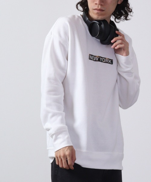 FUNALIVE（ファンアライブ）の「Printed brushed sweatshirt / プリント裏起毛スウェットトレーナー unisex（スウェット・メンズ・ホワイト/チャコールグレー/ベージュ/ネイビー/ピンク/杢グレー/チャコール/ホワイト系/ホワイト系1/ブラック系/ブラック系1/ブラック系3/グレー系/グレー系1/グレー系2/ネイビー系/ピンク系/ブラック/ブラック系2・L/M/LL）」の4枚目の写真