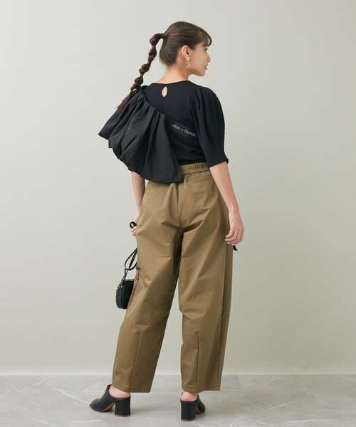 TRANOI（トラノイ）の「TRANOI. ペプラムベルトセットTOPS（Tシャツ/カットソー・レディース・チャコールグレー/ブラック・FREE）」の6枚目の写真