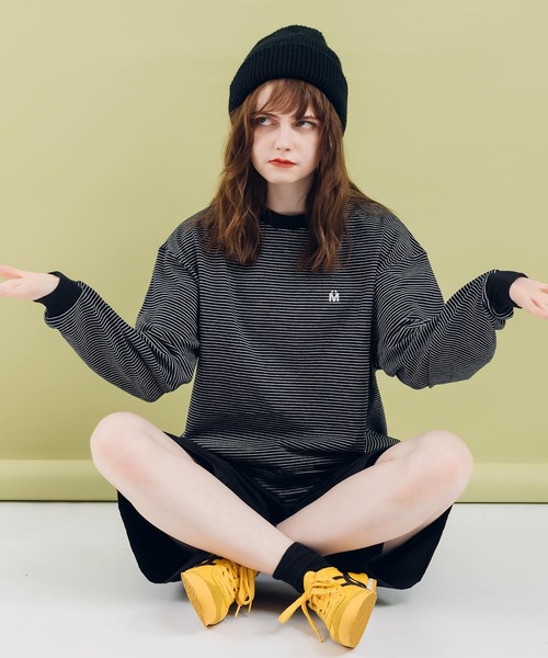 MUHET(ミュエータ)の「ロゴ刺繍ロンT(Tシャツ/カットソー・レディース・ブルー/カーキ/オフホワイト/ブラック・MEDIUM/X-LARGE)」の3枚目の写真