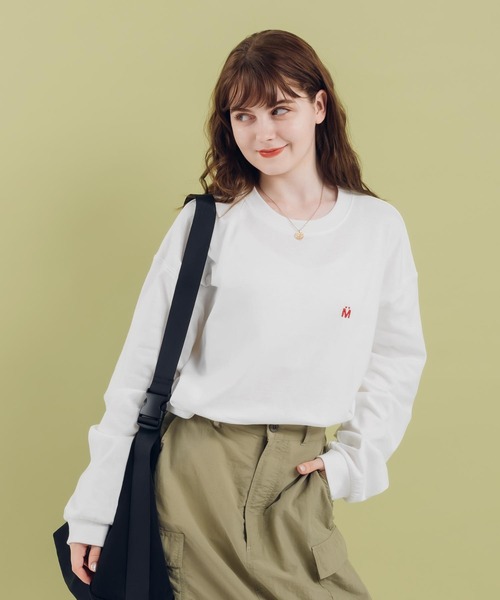 MUHET(ミュエータ)の「ロゴ刺繍ロンT(Tシャツ/カットソー・レディース・ブルー/カーキ/オフホワイト/ブラック・MEDIUM/X-LARGE)」の22枚目の写真