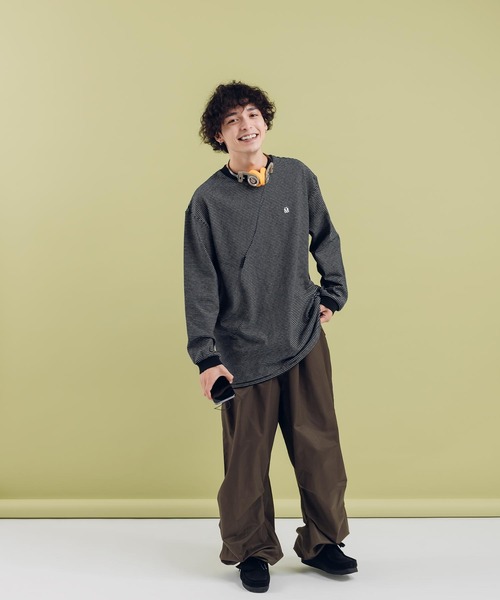 MUHET(ミュエータ)の「ロゴ刺繍ロンT(Tシャツ/カットソー・レディース・ブルー/カーキ/オフホワイト/ブラック・MEDIUM/X-LARGE)」の17枚目の写真