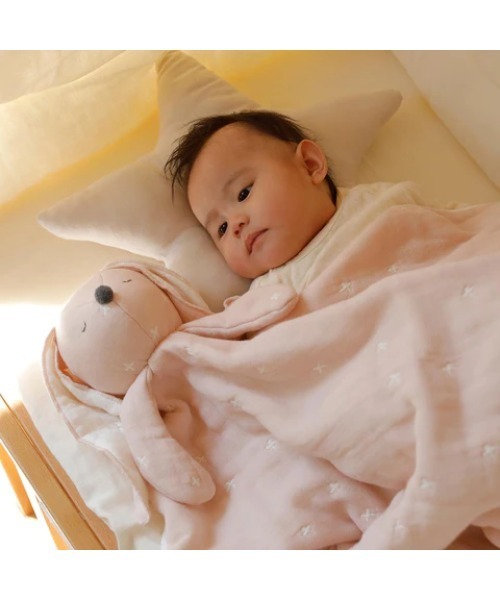 10mois（ディモワ）の「【10moisディモワ】mini me(ミニミー) ベビーブランケット ふくふくガーゼ（6重ガーゼ）（ベビーカー/ベビーカー用品・キッズ・ライトブルー/グレー/ピンク・ONE SIZE）」の3枚目の写真